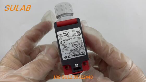 बर्नस्टीन लिमिट स्विच 188-SU1Z ID-NR. 59322440 IP54 सुरक्षा और लिफ्ट सुरक्षा के लिए 30 मिलियन चक्र के साथ